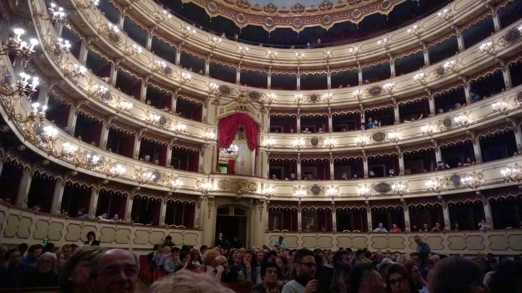 Appartamenti I Liutai Cremona Eksteriør bilde
