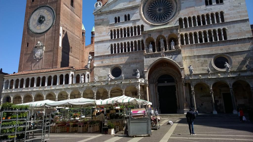 Appartamenti I Liutai Cremona Eksteriør bilde